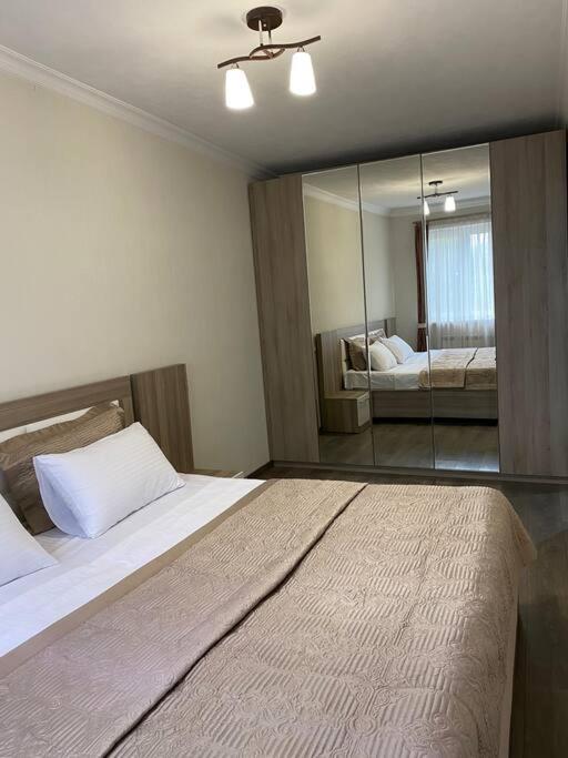 Nice Apartment Ponichala Ngoại thất bức ảnh